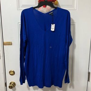 V-neck Sweater for woman